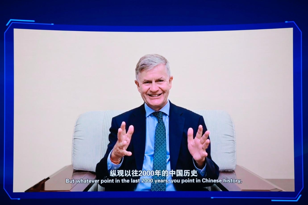 聯(lián)合國前副秘書長、歐盟-亞洲中心主席埃里克·索爾海姆：人工智能、大數(shù)據(jù)、5G與可再生能源的相互融合